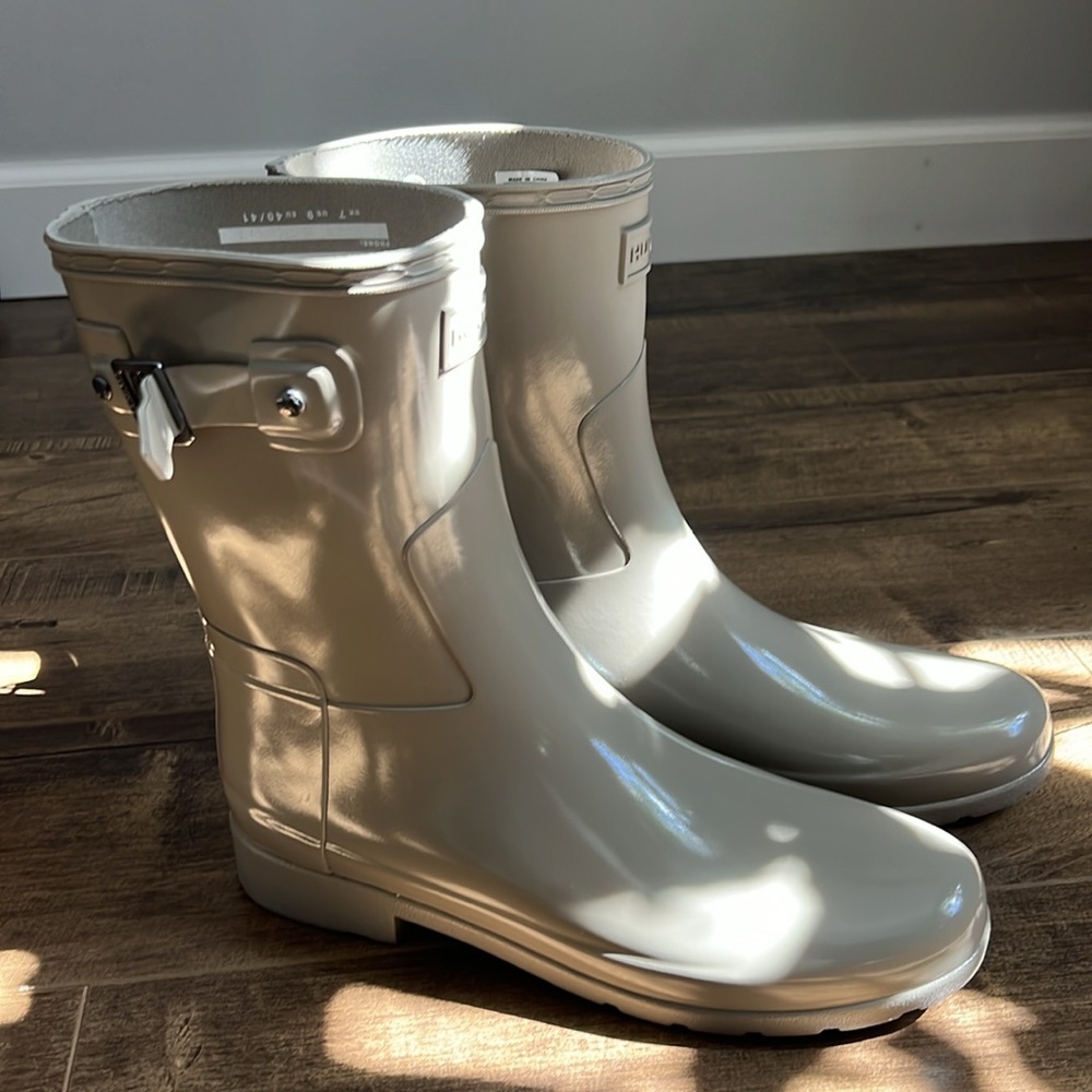 Hunter Refined Short Gloss Rain Boots☔️